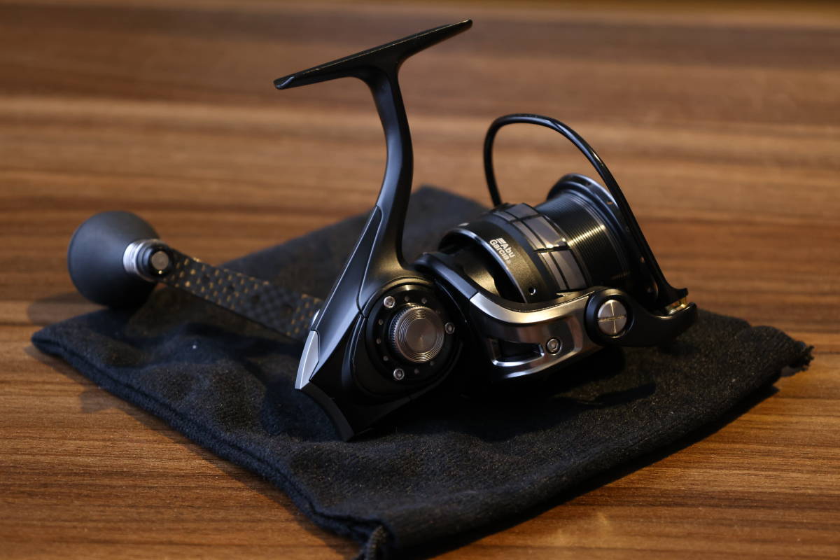 □アブガルシア(Abu Garcia) スピニングリール ロキサーニ3000SH