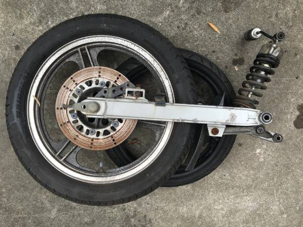 Z400FX スイングアーム・トルクロッド ペイント E1
