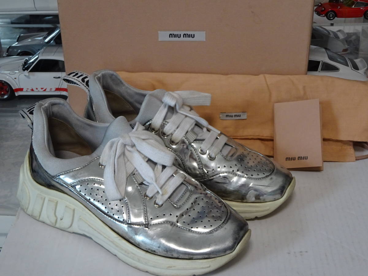 ☆used☆miu miu☆ミュウミュウ☆スニーカー☆シルバー☆EU 37 (約23.5 