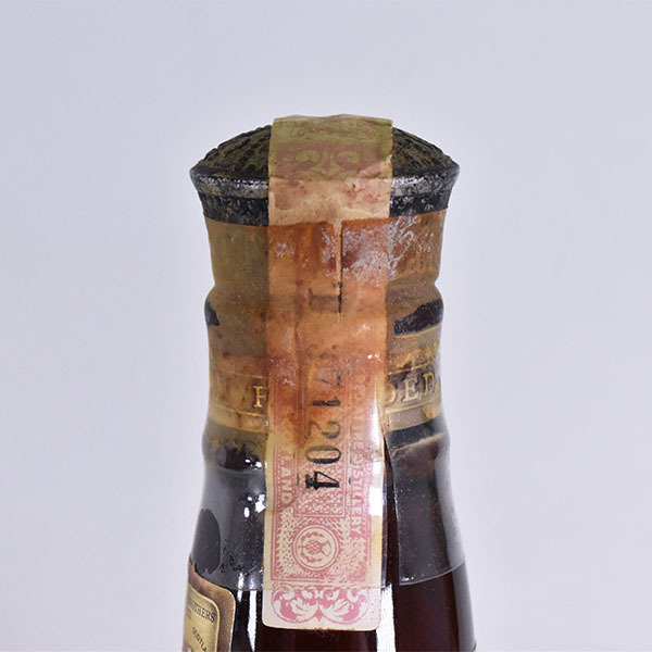 1円~☆古酒☆ロイヤル サルート 21年 陶器ボトル 茶 ※ 750ml/1359g 1円~☆古酒☆ロイヤル サルート 21年 陶器ボトル 茶 ※ 750ml/1359g