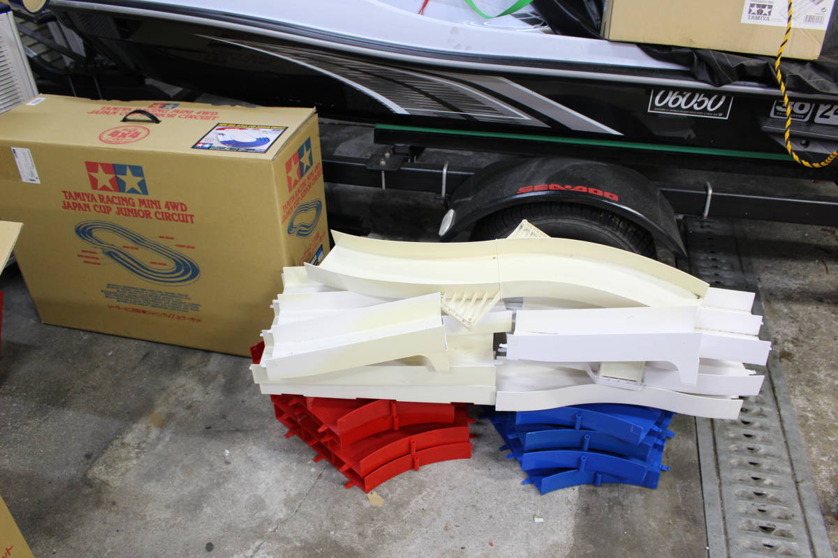 ② 中古 タミヤ ミニ四駆 ジャパンカップ ジュニアサーキット （レッド 