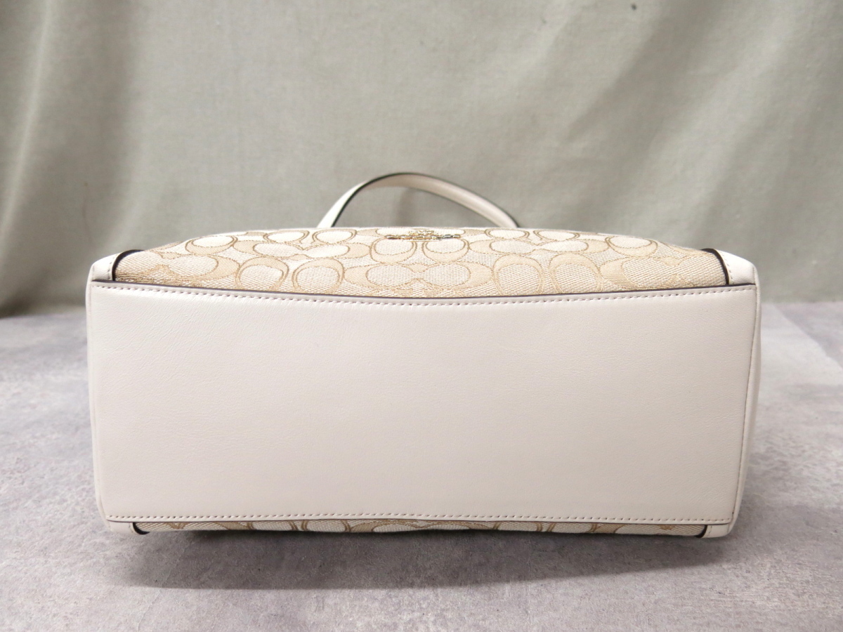 未使用●COACH コーチ●36370 イーディ●シグネチャー●キャンバス カーフ レザー 本革●2wayトート バッグ●ベージュ アイボリー●28497 コーチ シグネチャー COACH ウェイバリーバッグ (コーチ) キャンバス(トートバッグ