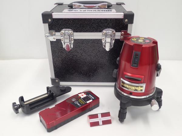 YAMASHINヤマシン レーザー墨出し器 PM-4 プレミアム4□44F8D-1