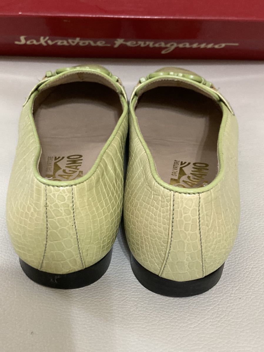 ○ サルヴァトーレフェラガモ ○Salvatore Ferragamo ガンチーニ