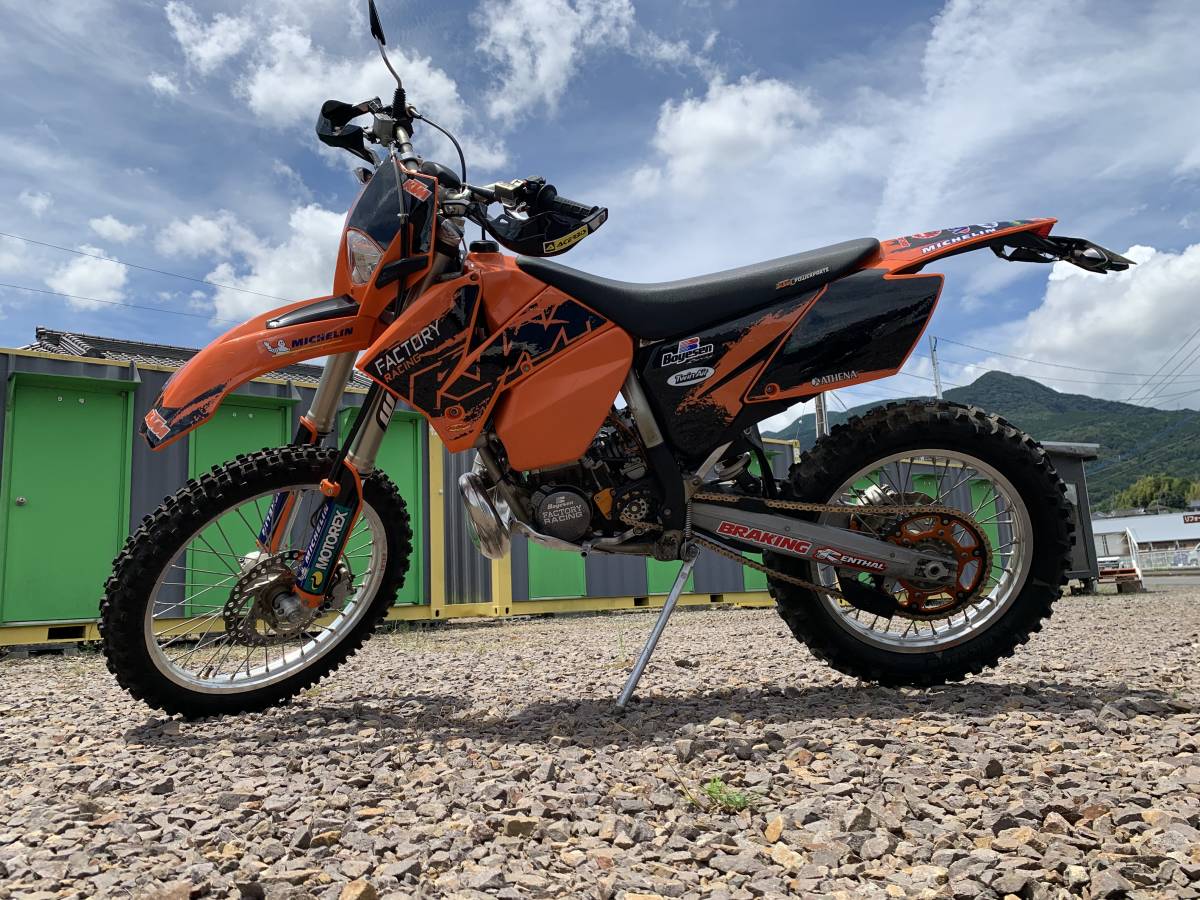 ＫＴＭ２５０ＥＸＣ 2005年モデル２サイクルエンデューロ仕様　中古車両_1