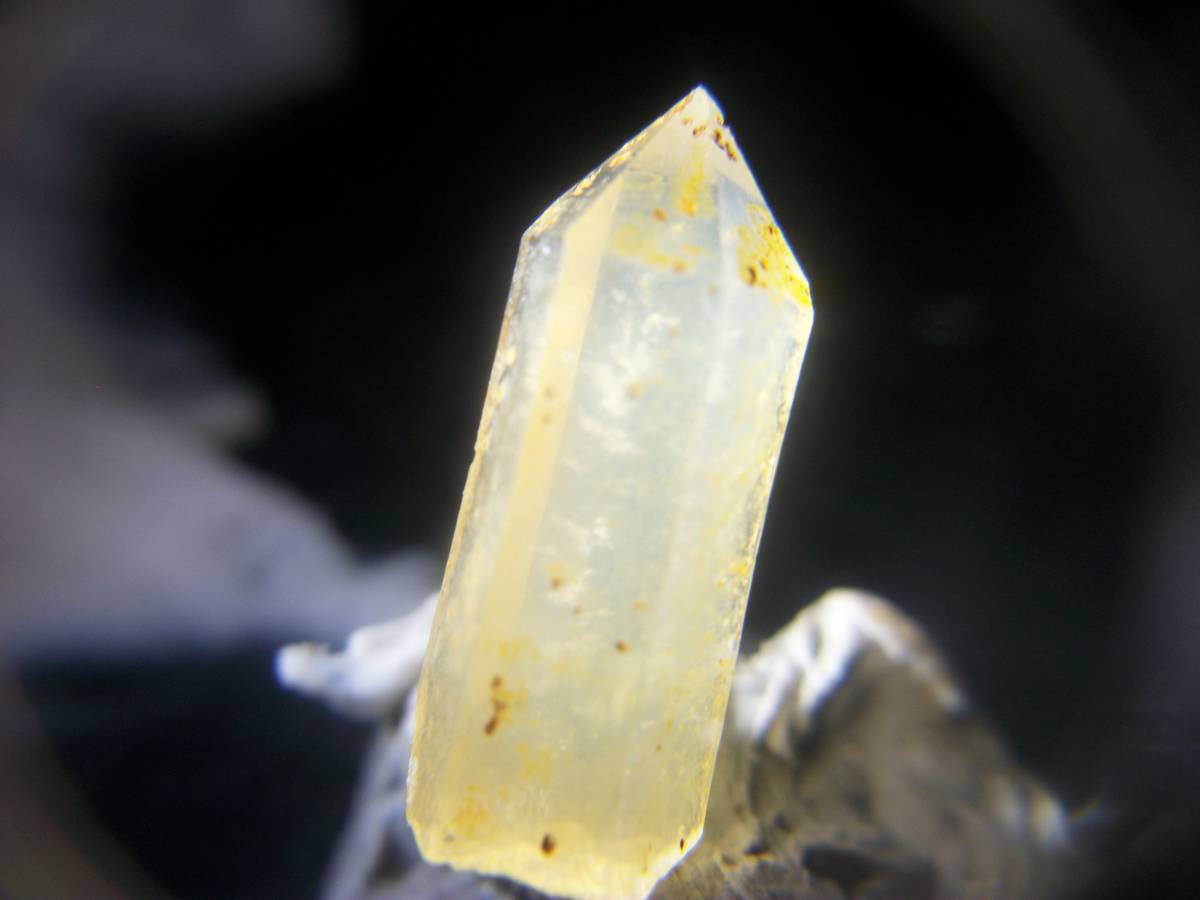 レモン水晶 国産鉱物 奈良 希少 【公式通販】