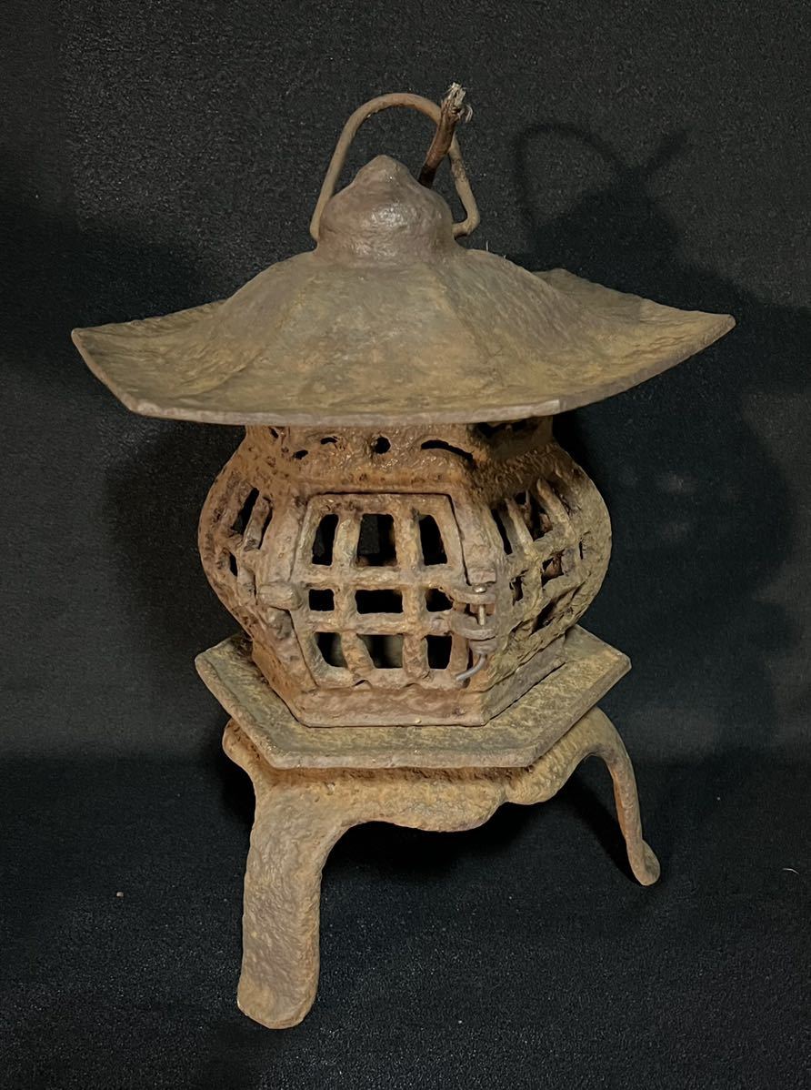 ◇時代 鉄製 錆びだらけの吊り灯篭 露地行灯 燈籠◇(鉄製)｜売買された