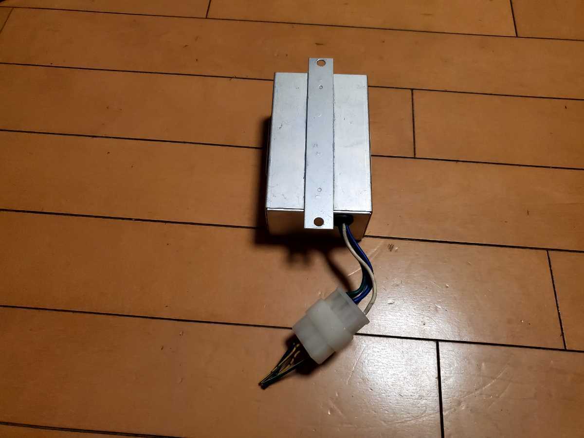 動画あり日工電気 508型フラッシャー(改造品) 12V 3ピン 8ピン 動画あり日工電気 508型フラッシャー(改造品) 12V 3ピン 8ピン