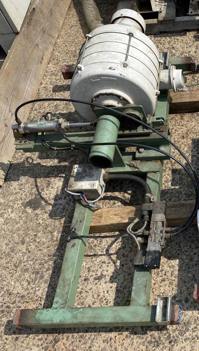 電動送風機　フルタ電機　BTS57-3　送排風　吸着　エア搬送　バキューム乾燥　気体圧送　エアシュータ　200ｖ　島根県発　その他多数機械有