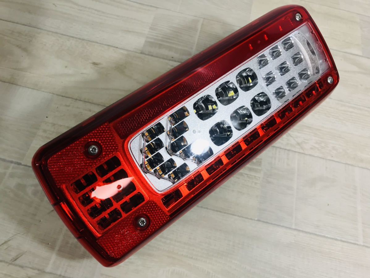 新車外し☆ 未使用☆小型 中型 UD純正 クオン ボルボ FH VIGNAL製 純正 新車外し☆ 未使用☆小型 中型 UD純正 クオン ボルボ FH VIGNAL製 純正