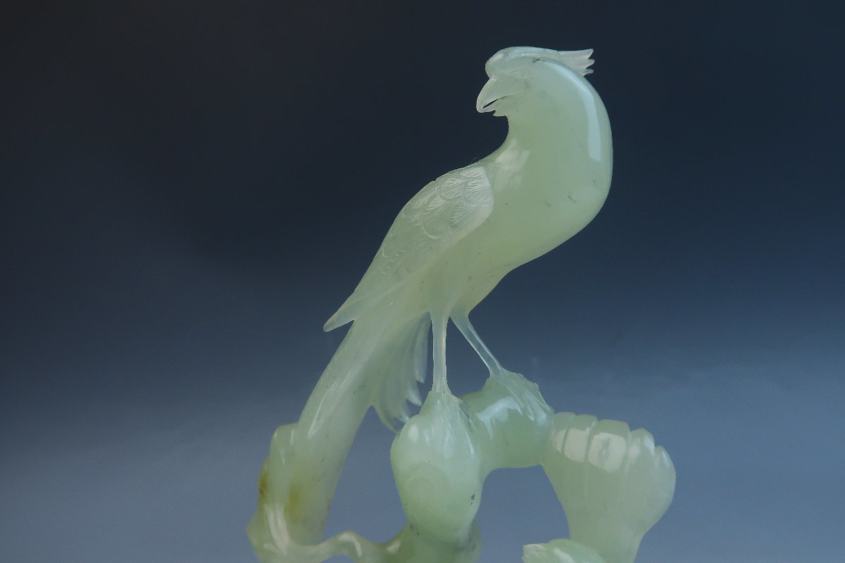美術品・アンティーク・コレクション 古美術 彫刻 翡翠 鳥 根付 骨董品