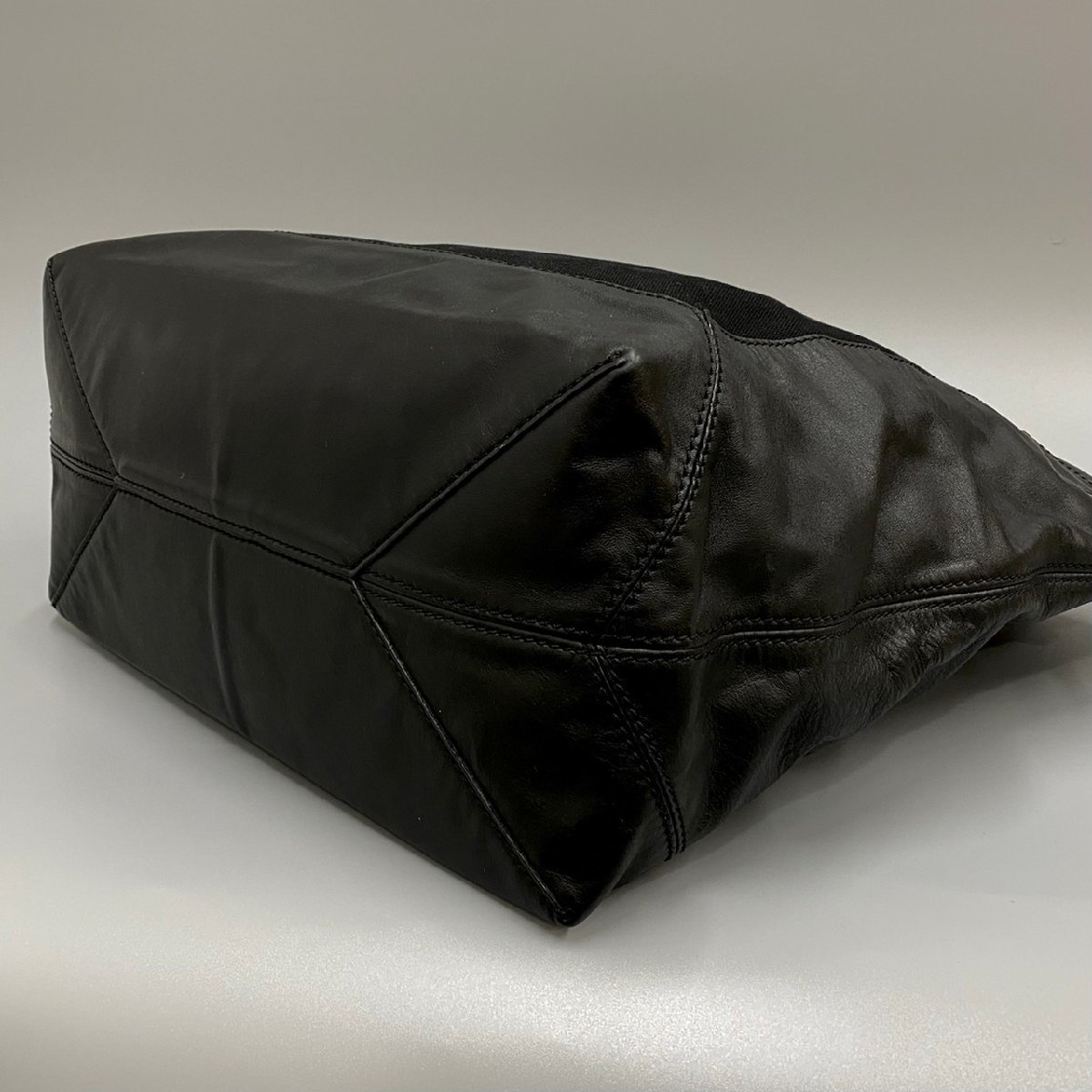 1円 極 美品 GIVENCHY ジバンシィ ジバンシー ロゴ レザー 本革