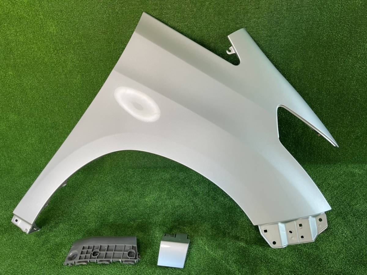 高品質，限定セール アルファード DBA-ANH20W 右 フェンダー 純正品 シルバー １F7(フロント)｜売買されたオークション情報、yahooの商品情報をアーカイブ公開 - オークファン トヨタ用