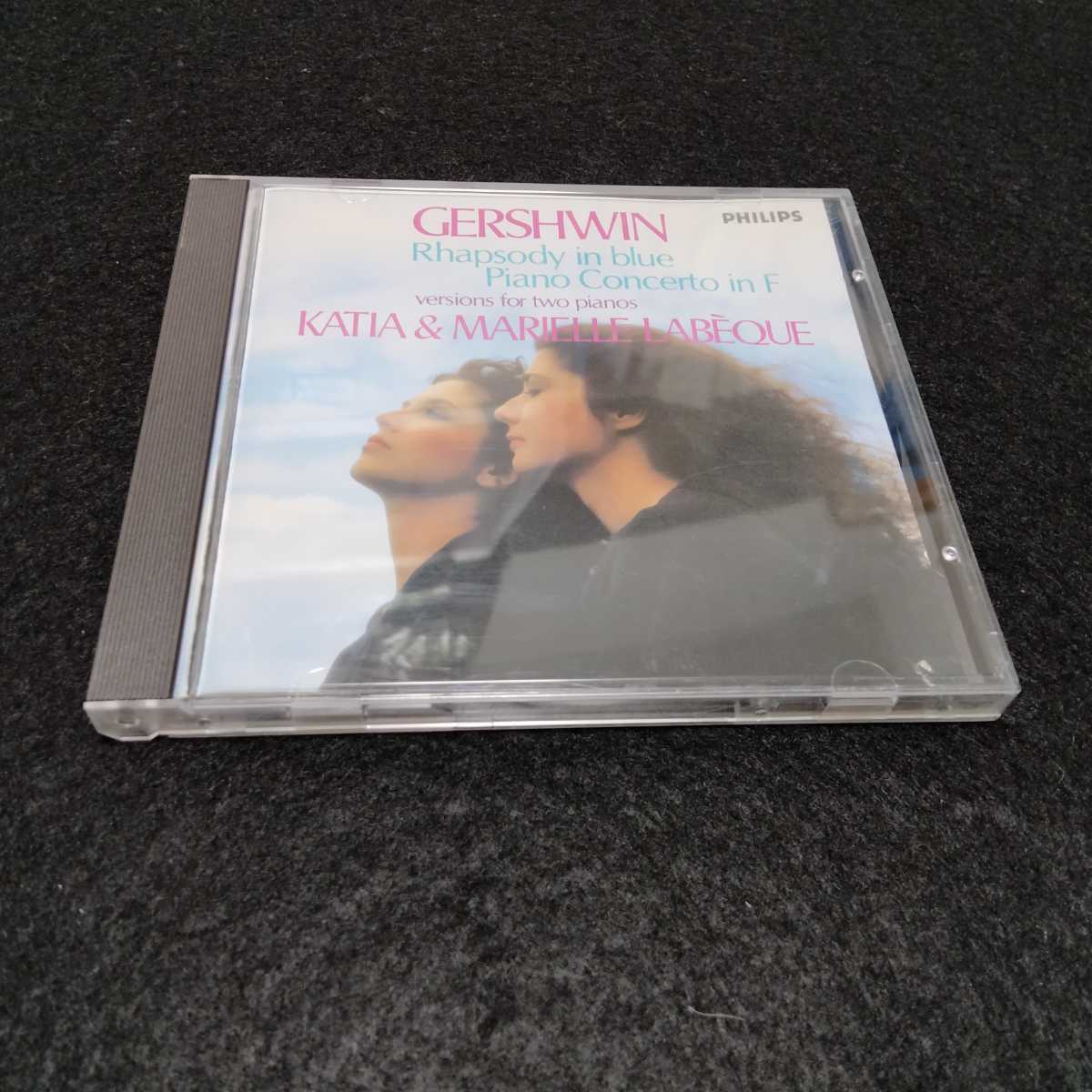 最安値，新品 西独青盤CD ガーシュイン：ラプソディ イン ブルー Pf協奏曲 ラベック Gershwin Rhapsody In Blue Katia & Marielle Labeque(協奏曲)｜売買されたオークション情報、yahooの商品情報をアーカイブ公開 - オ 協奏曲