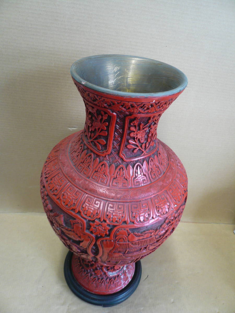○飾り壺（台座付）推朱 細密彫刻 漆芸 花器 中国美術 ＃当時物