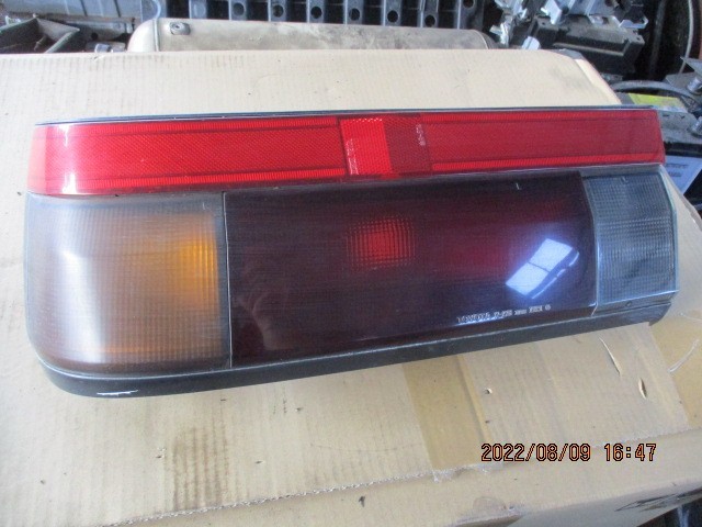 トヨタ AE86 スプリンタートレノ 左・テールランプ ブレーキ 12-228 
