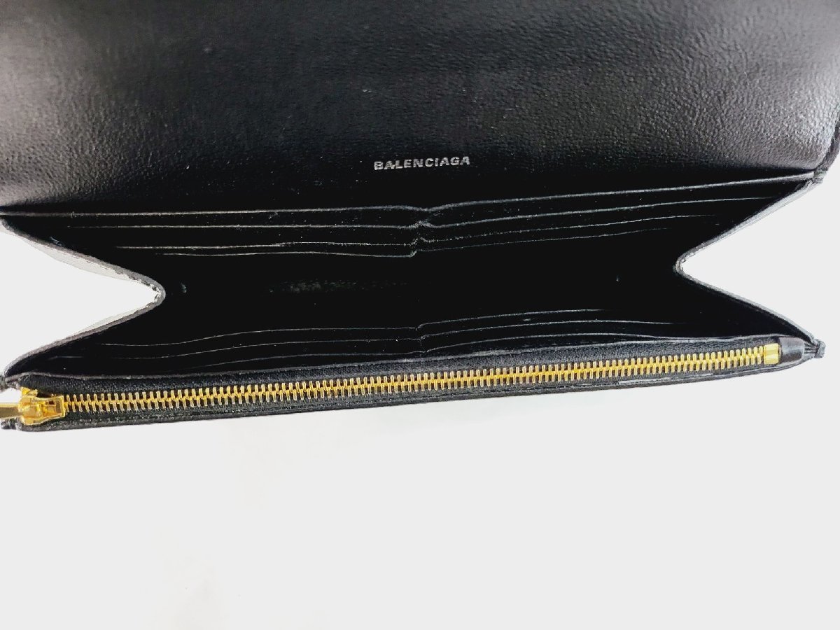バレンシアガ 二つ折り財布 BALENCIAGA 財布 レザー 小銭入れ 極美品BALENCIAGA 美品 レディース コンパクト 折り財布 二つ折り（ブランドバレンシアガ）（財布 折りたたみ財布 二つ折り 美品バレンシアガ 二つ折り（小銭入れ（有&frasl;無）なし）（財布