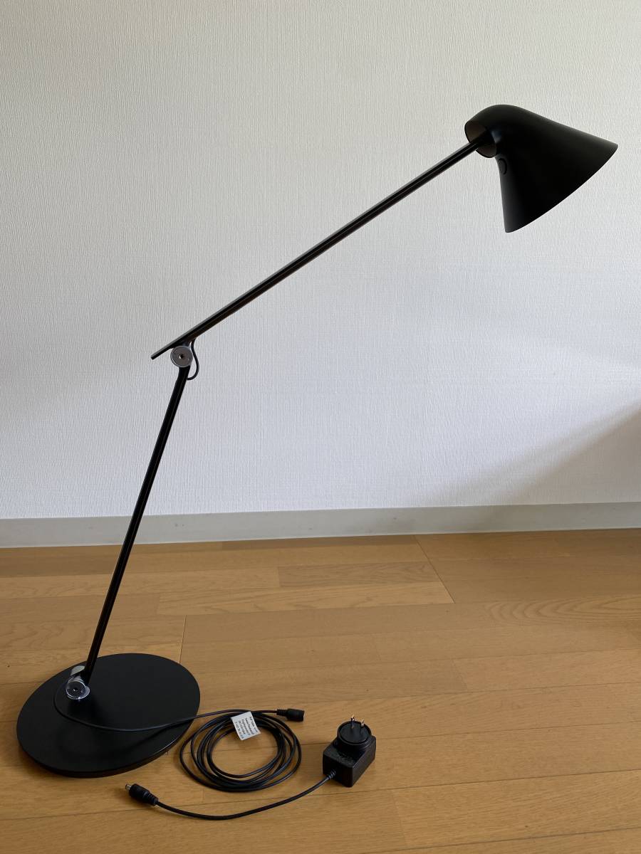 美品!! Louis Poulsen ルイスポールセン NJP Table NJP テーブル 
