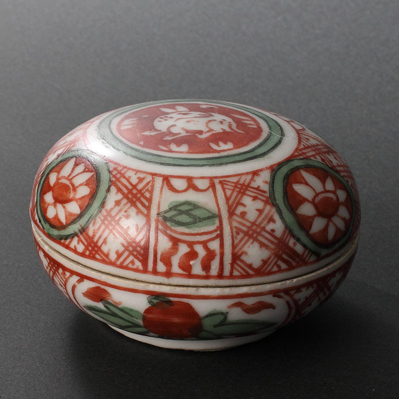 時代◇呉須赤絵兎図丸香合（干支 卯 茶道具 色絵 陶磁器 陶芸 白磁 