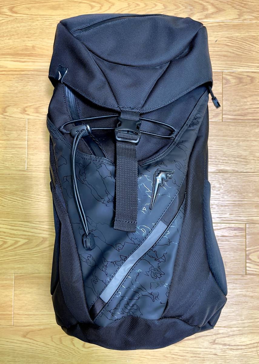  KUSHITANI クシタニ バックパック リュック K3587 K-3587B-BKOUT-F 限定生産カラー(リュックサック、デイパック)｜売買されたオークション情報、yahooの商品情報をアーカイブ公開 - オークファン リュックサック、デイパック