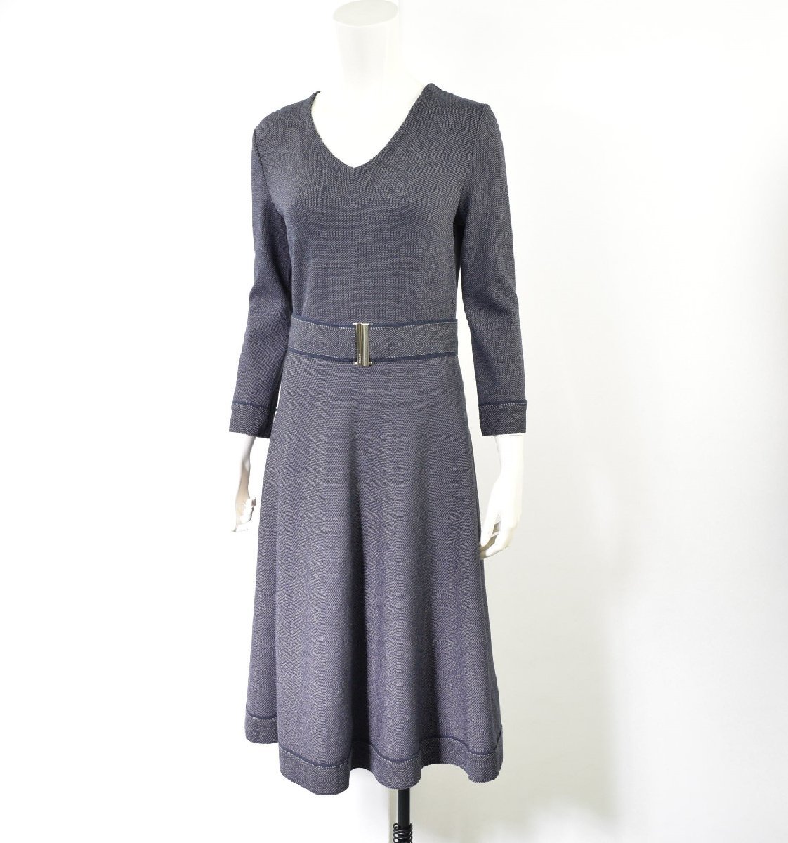 【大得価，大人気】 2063-22M0354 エポカ EPOCA 102300円 ベルト付きニットワンピース 40 ネイビー 八分袖 春秋(その他)｜売買されたオークション情報、yahooの商品情報をアーカイブ公開 - オークファン その他