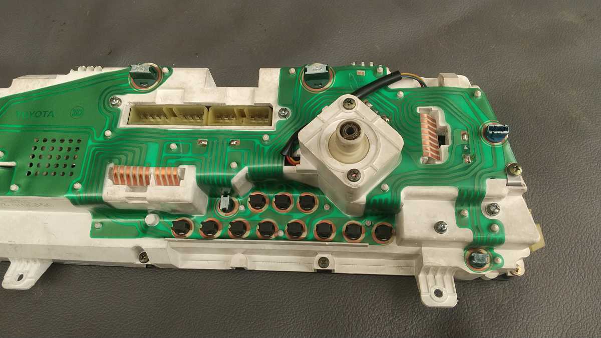 車 10ソアラ 前期 メーターパネル