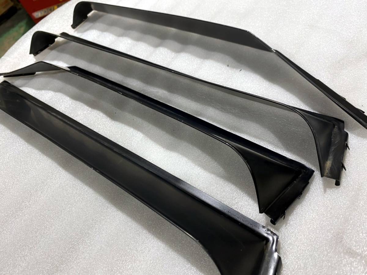 レア! NISSAN DR30 スカイライン 純正 4ドア用 ドアバイザー 4点 