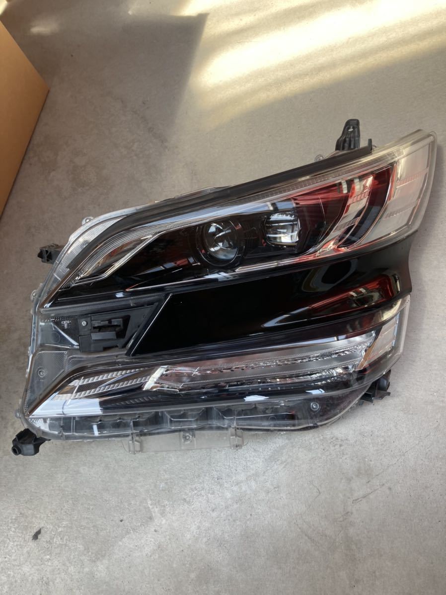 トヨタ ヴェルファイア トヨタ ヴェルファイア 30 前期 LED 左 ヘッド