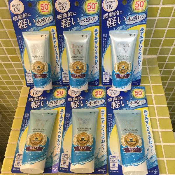 NEW!! ビオレ　アクアリッチ　ウォータリーエッセンス 6個