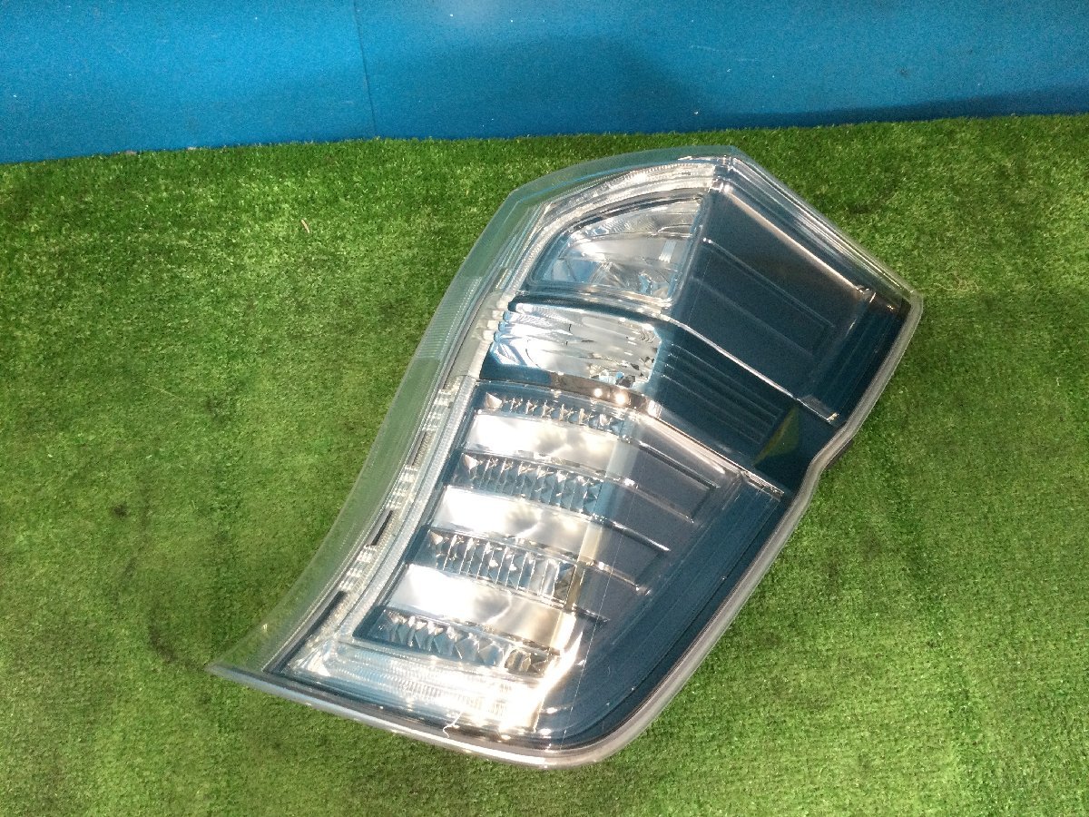 ステップワゴン スパーダ RK5 後期 右テールランプ LED左右 