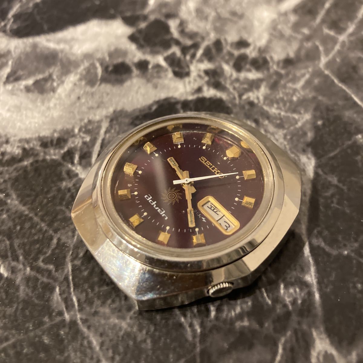13 美品 SEIKO セイコー advan アドバン 7019-7240 ワインレッド文字盤
