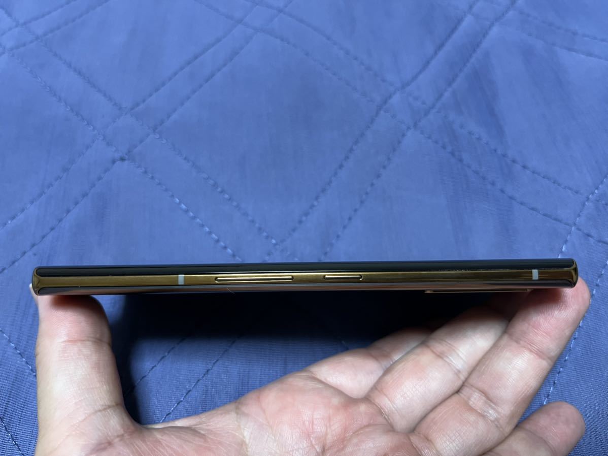 arrows - docomo arrows NX9 F-52A 新品 ゴールド SIMロック解除