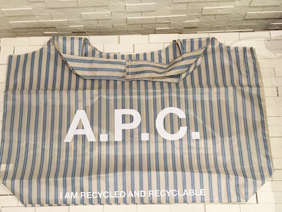 未使用　アーペーセー　A.P.C　バッグ　エコバッグ　ナイロンバッグ　BIGサイズ　トート　軽量