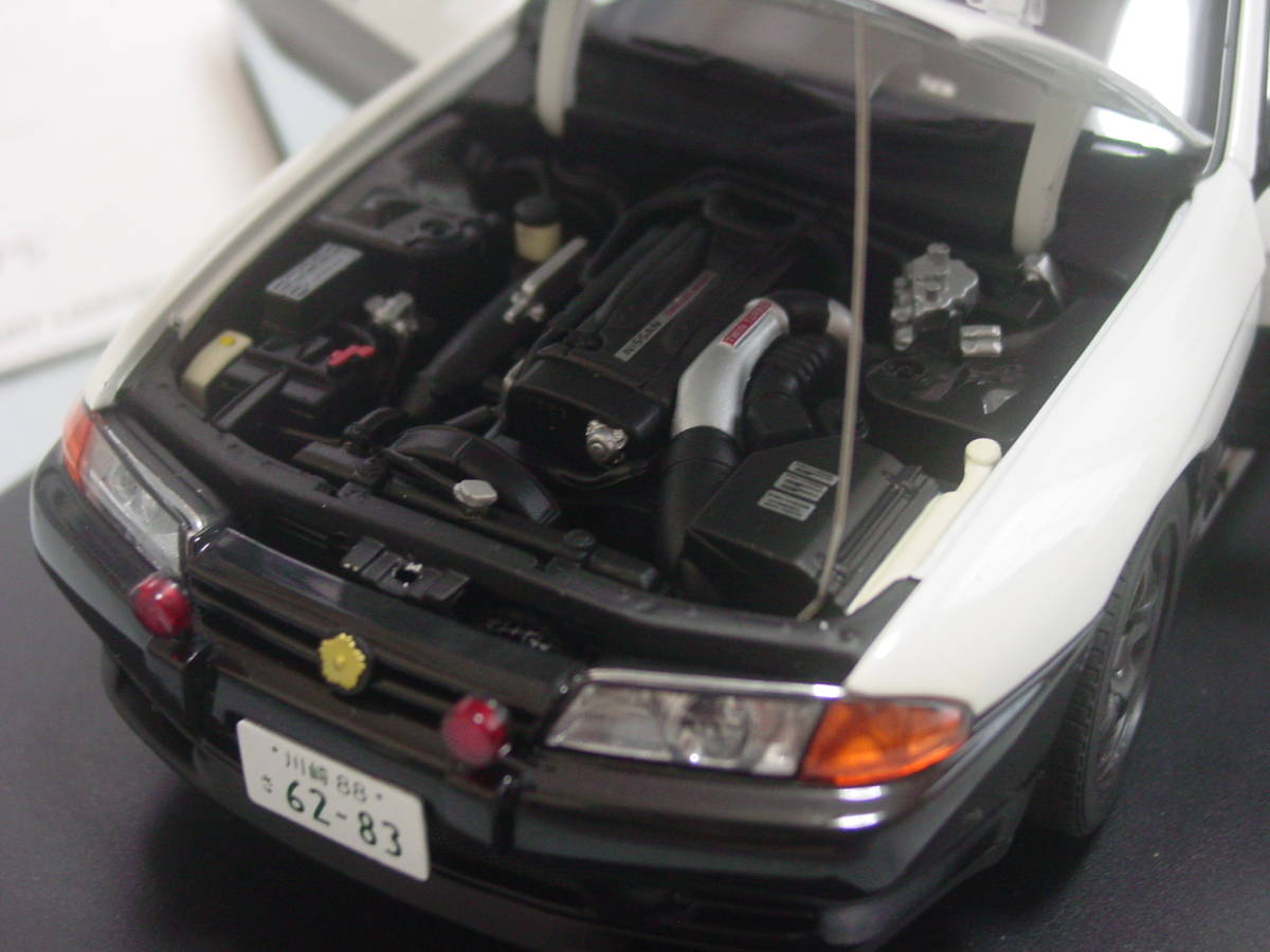 オートアート 1/18 神奈川県警 パトカー 日産 スカイライン GT-R R32