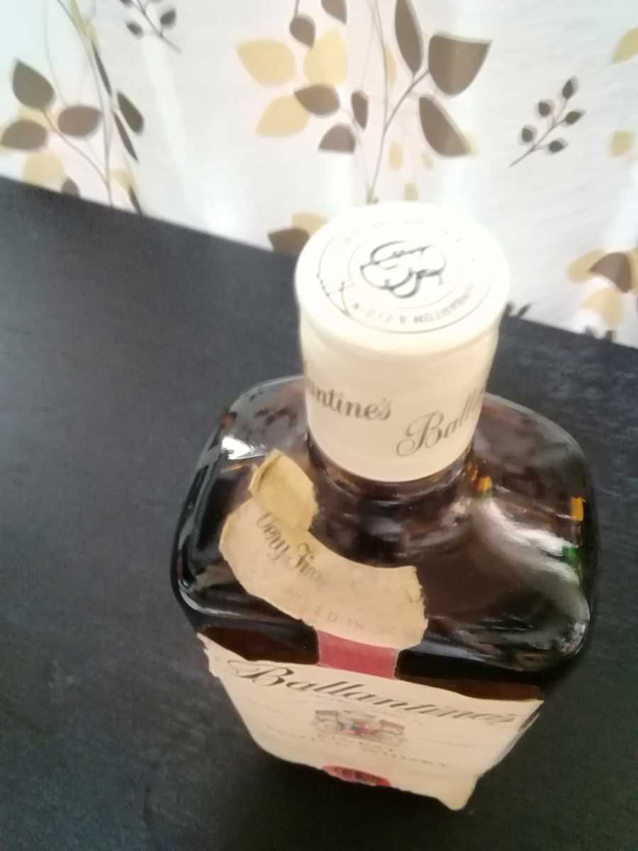 バランタイン ファイネスト 赤青紋章 760ml 43% 未開栓 古酒 スコッチ