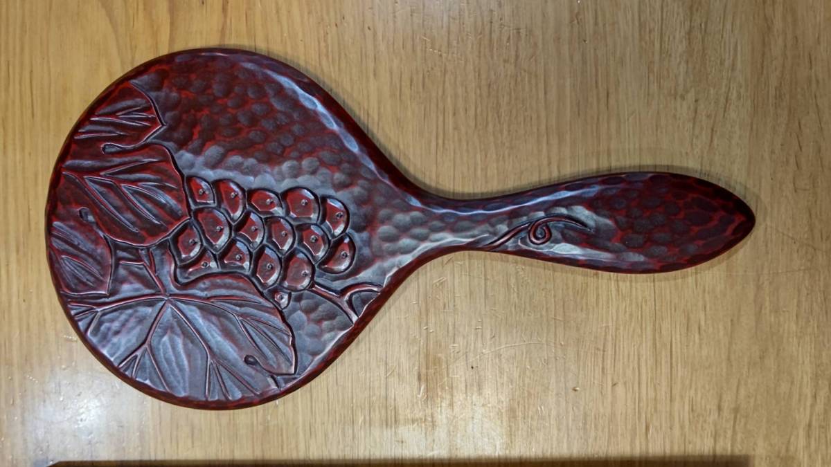 未使用 美品鎌倉彫 鎌倉彫 手鏡 未使用 ブドウ彫 化粧鏡 桜柄 長