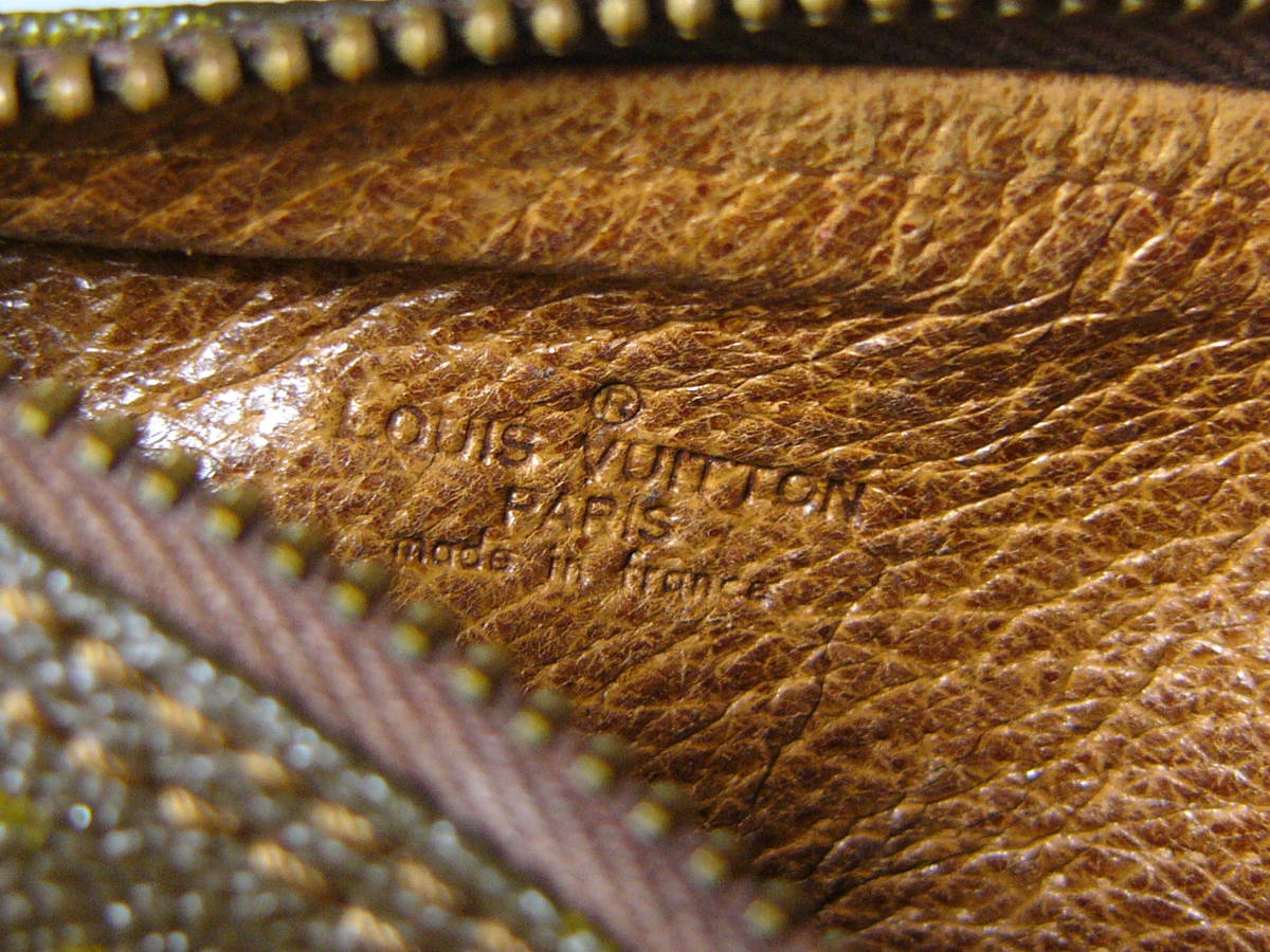 ルイヴィトン モノグラム VUITTON LOUIS パピヨン パピヨン付属ポーチ 付属ポーチ ポーチの通販 - ヴィトン 公式通販 ルイヴィトンパピヨン付属ポーチモノグラムキャンバス ルイ・ヴィトン ルイ 小物入れ ルイヴィトンパピヨン付属ポーチモノグラム