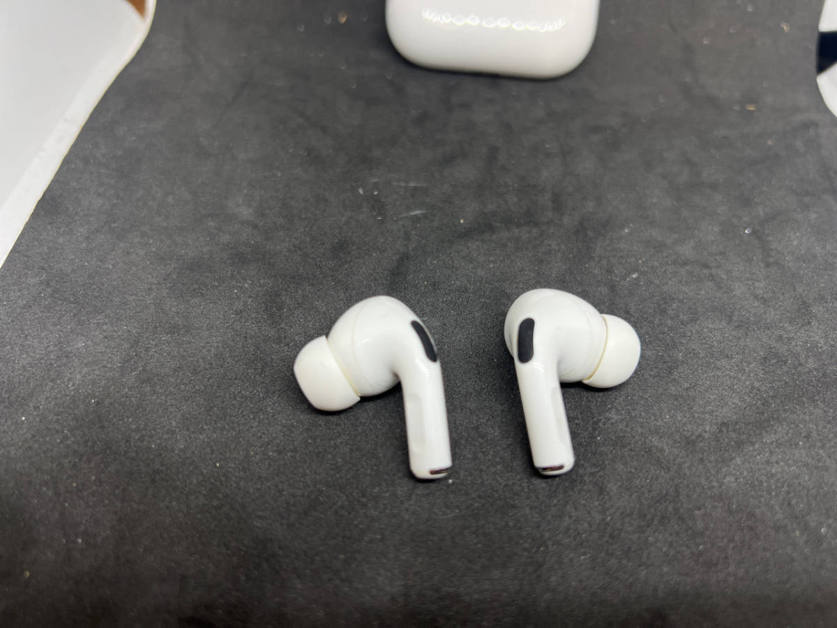 AirPods Pro A2084 MWP22J/A AirPods Pro MWP22J⁄A Airpods .com: 中古