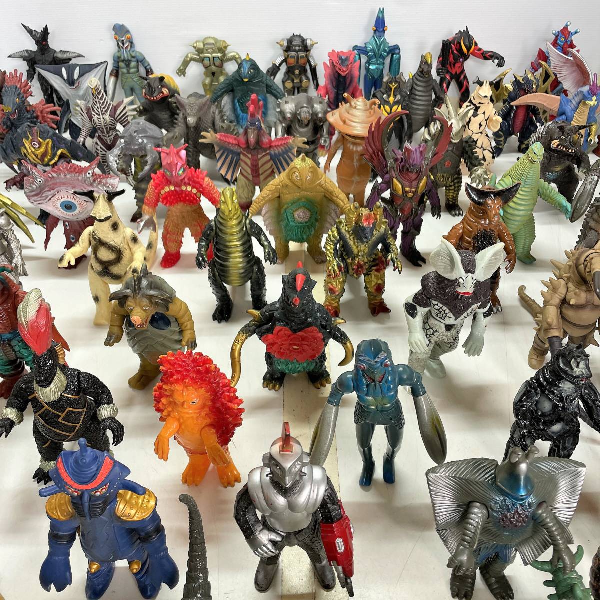 ウルトラマン 怪獣 宇宙人 ウルトラ怪獣シリーズ ① ソフビ ソフト