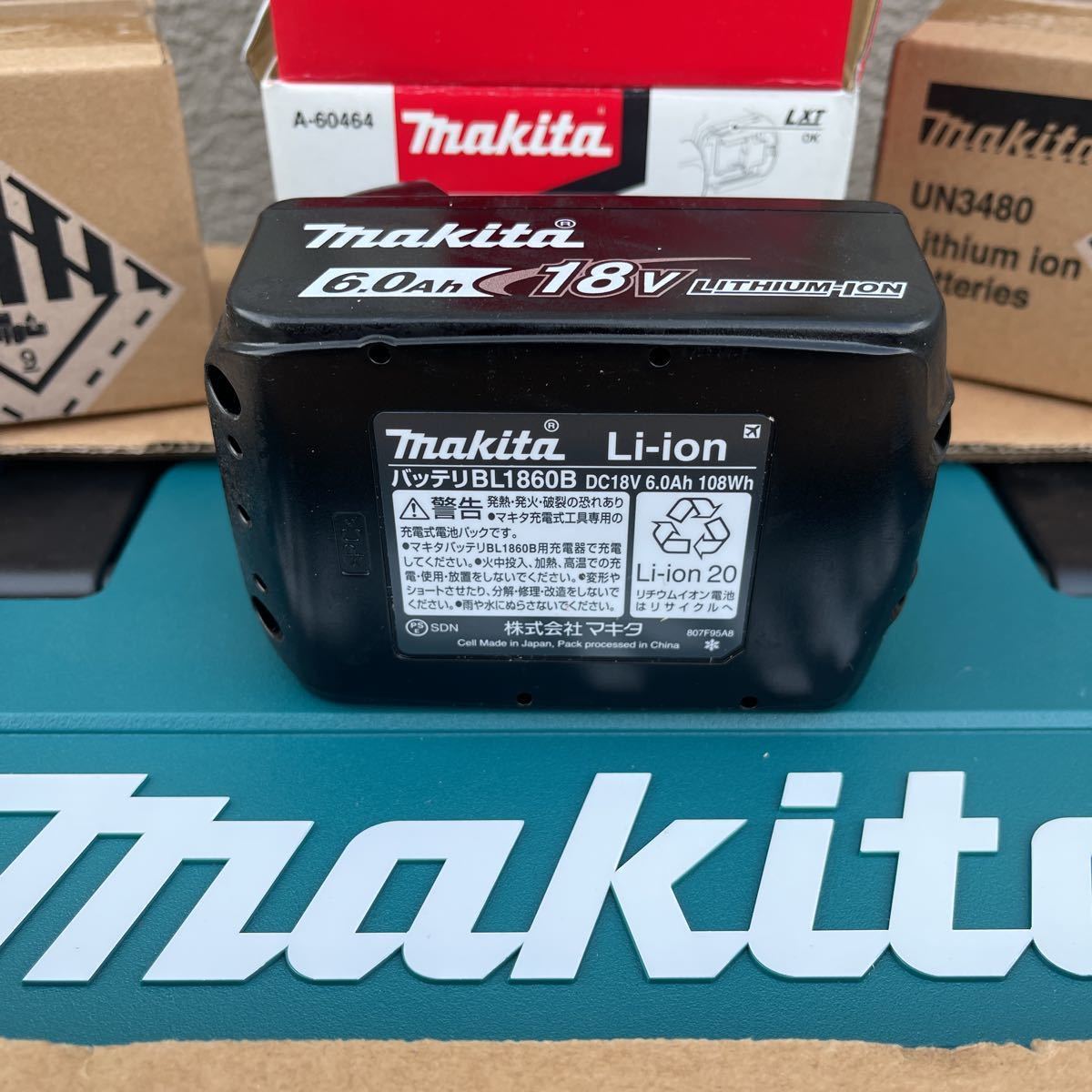 マキタ 充電池BL1860B×1 UN3480×2(パーツ)｜売買されたオークション 