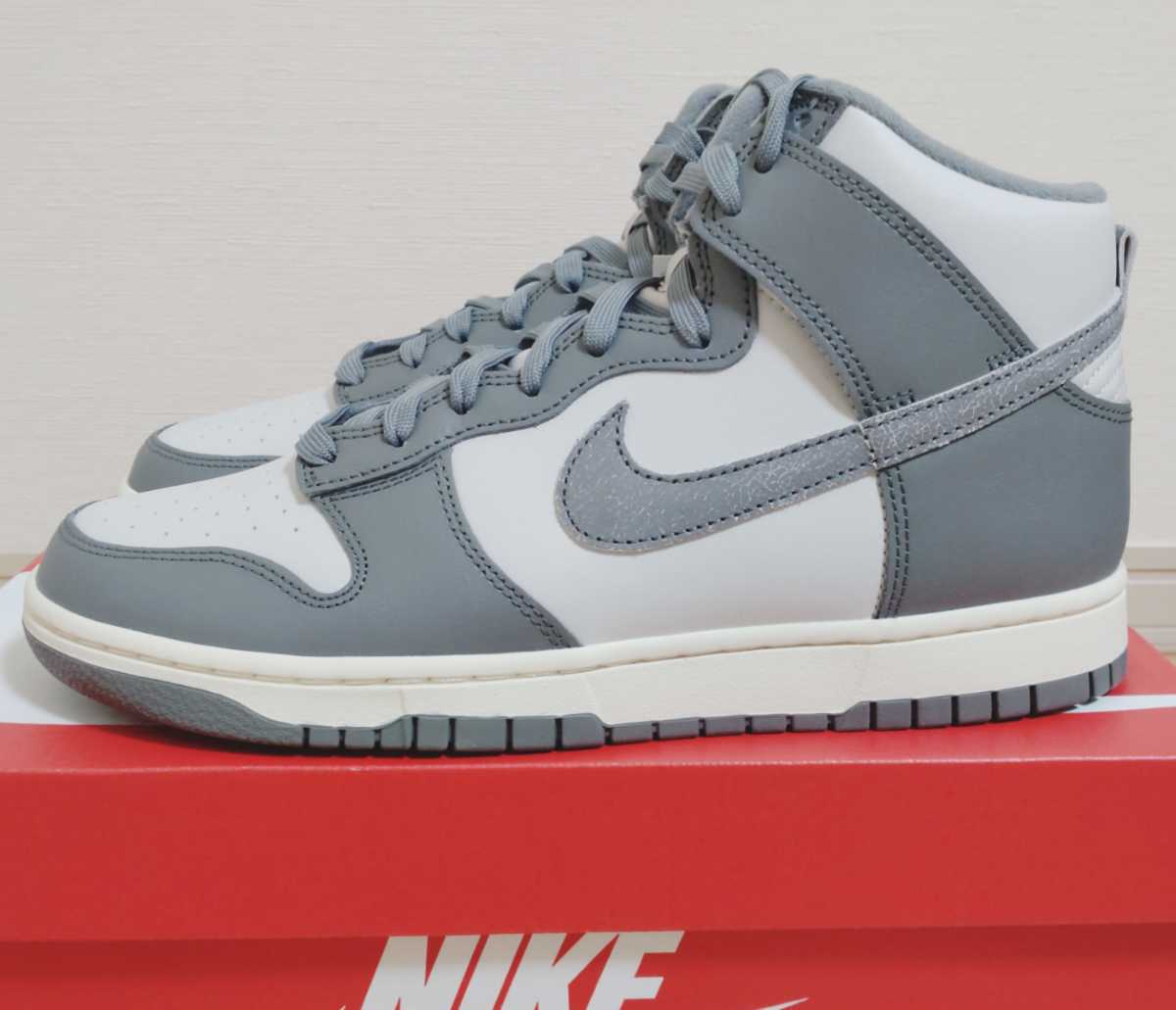 NIKE DUNK HI RETRO SE VNTG DM0582-001 ナイキ ダンク ハイ グレー 灰 