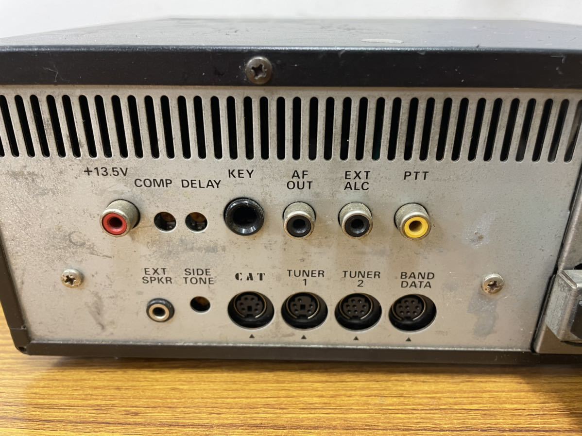 c& YAESU 八重洲 型式FT-840 HFトランシーバー マイク付き 無線機 動作