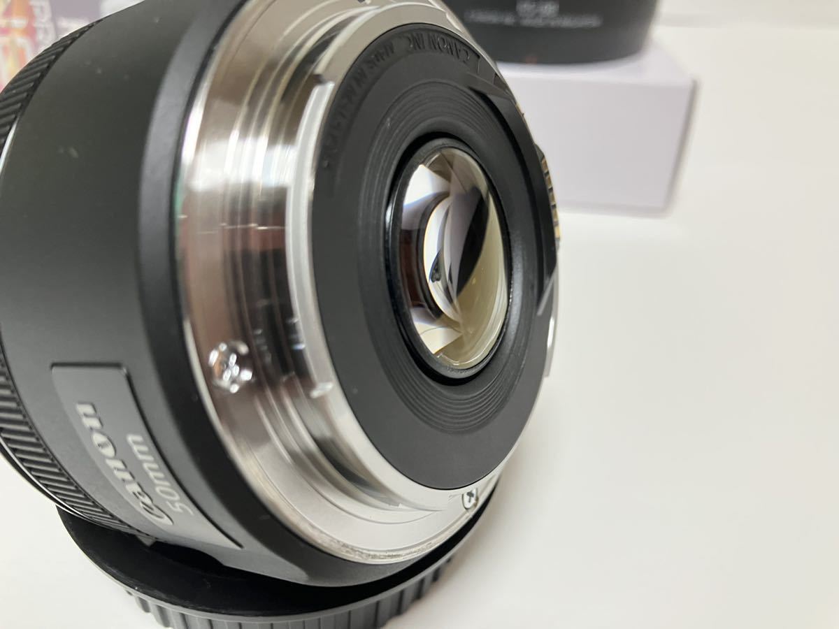 キヤノン EF-50㎜f/1.8 STM フード フィルター付き 【公式通販】