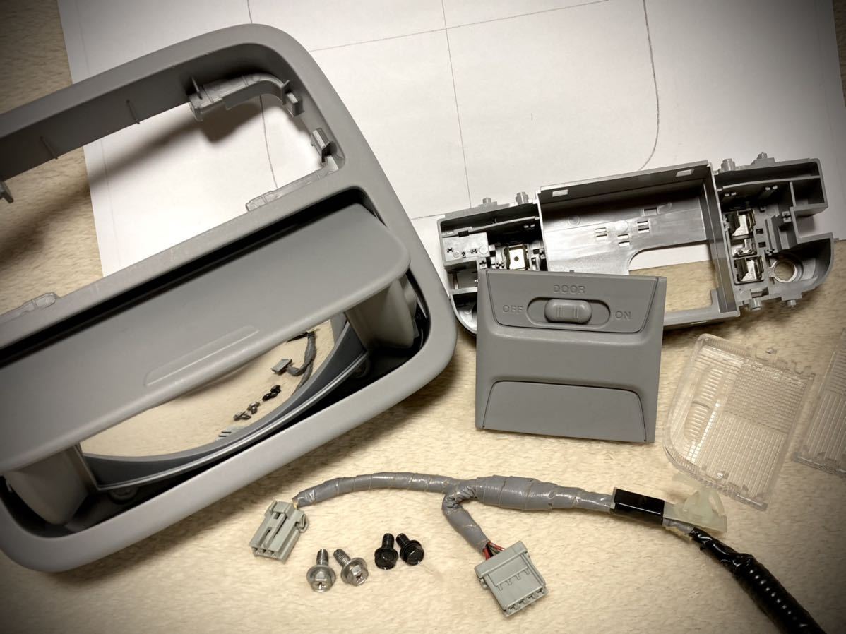 高品質，最新作 AN48@60無料 良品 流用 型紙付き ホンダ純正 ミラー付 サングラスケース マップランプ フィット フリード ステップワゴン ルームライト(ホンダ用)｜売買されたオークション情報、yahooの商品情 ホンダ用