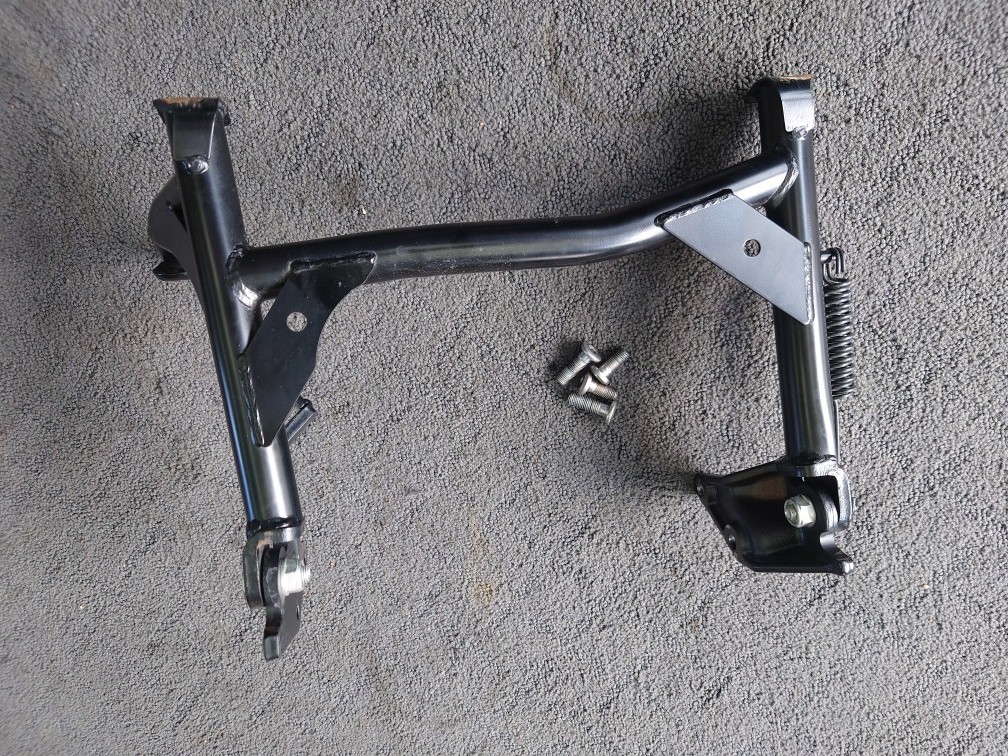 KAWASAKI Z900RS センタースタンド 中古品