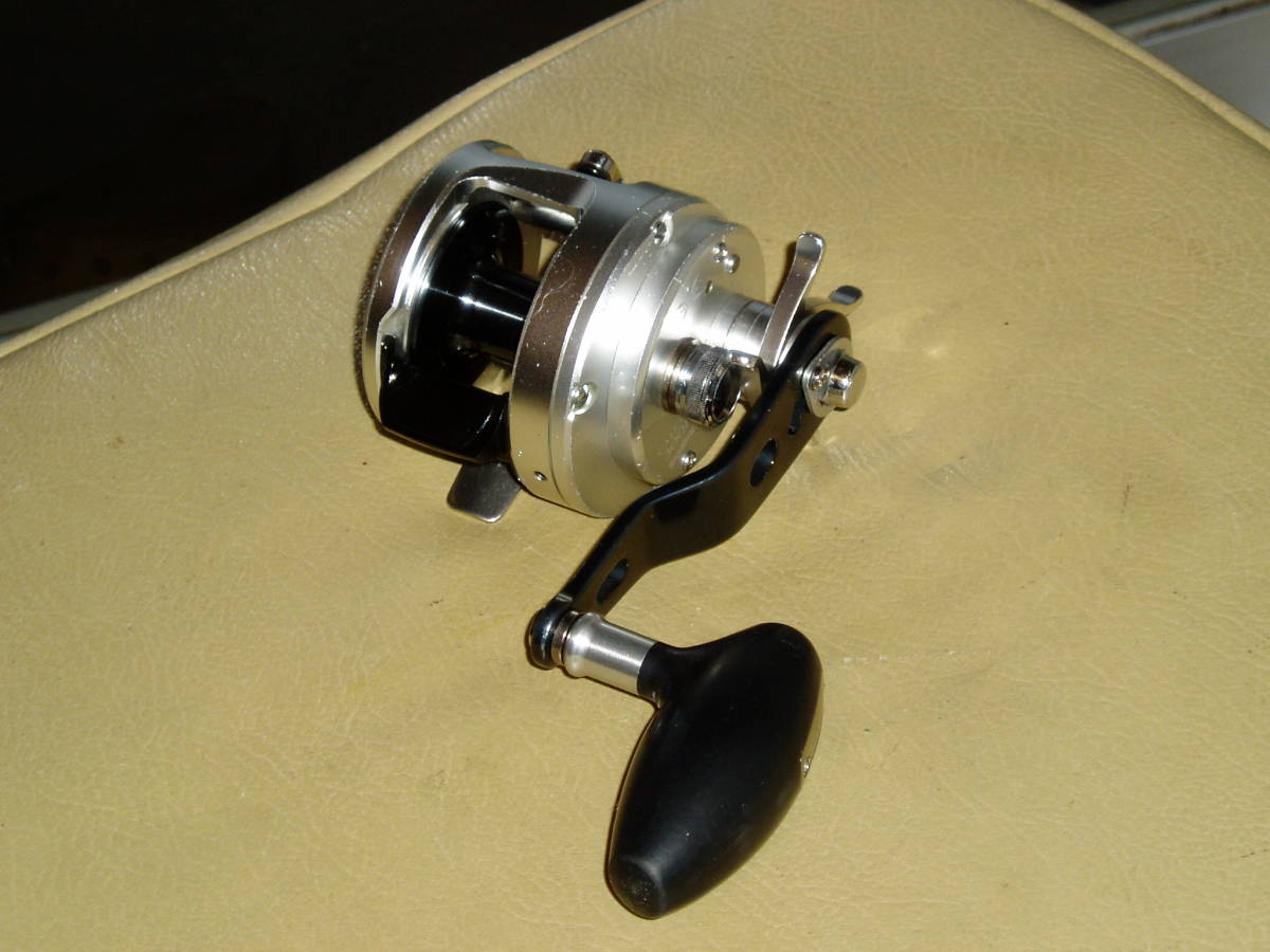 シマノ　オシアカルカッタ３００HG シマノ オシアカルカッタ 300HG 030580｜アウトドア用品 300HG右 イシグロ公式オンラインショップ