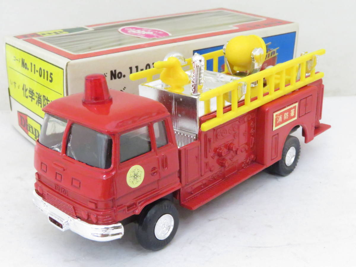 DIAPET ISUZU いすゞ 化学消防車 箱付 日本製 約13cm ニレレ(ダイヤ