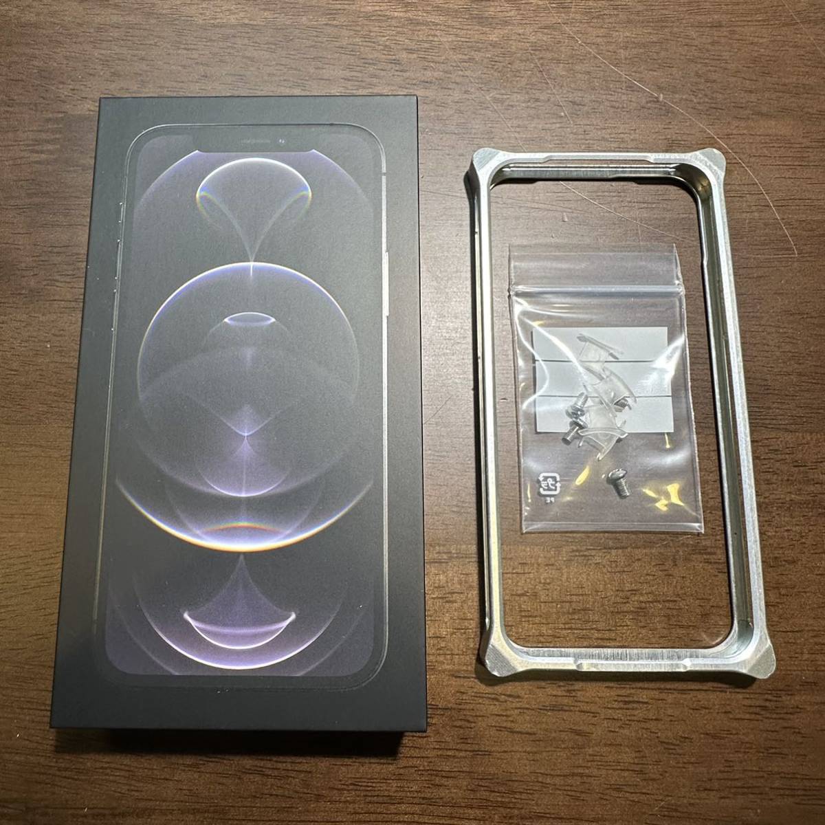 美品 iPhone 12Pro Graphite 256GB SIMフリー iPhone Pro 0 極美品