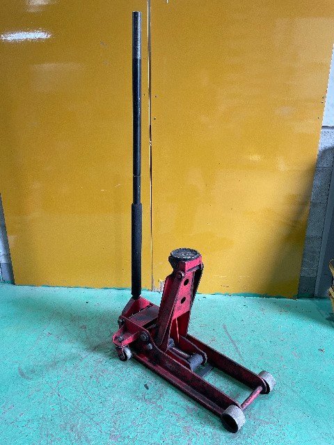  1円スタート フロアジャッキ ガレージジャッキ メーカー不明 / 耐荷重不明 自動車整備 動作良好 店舗引取り歓迎 その2(フロアジャッキ)｜売買されたオークション情報、yahooの商品情報をアー フロアジャッキ