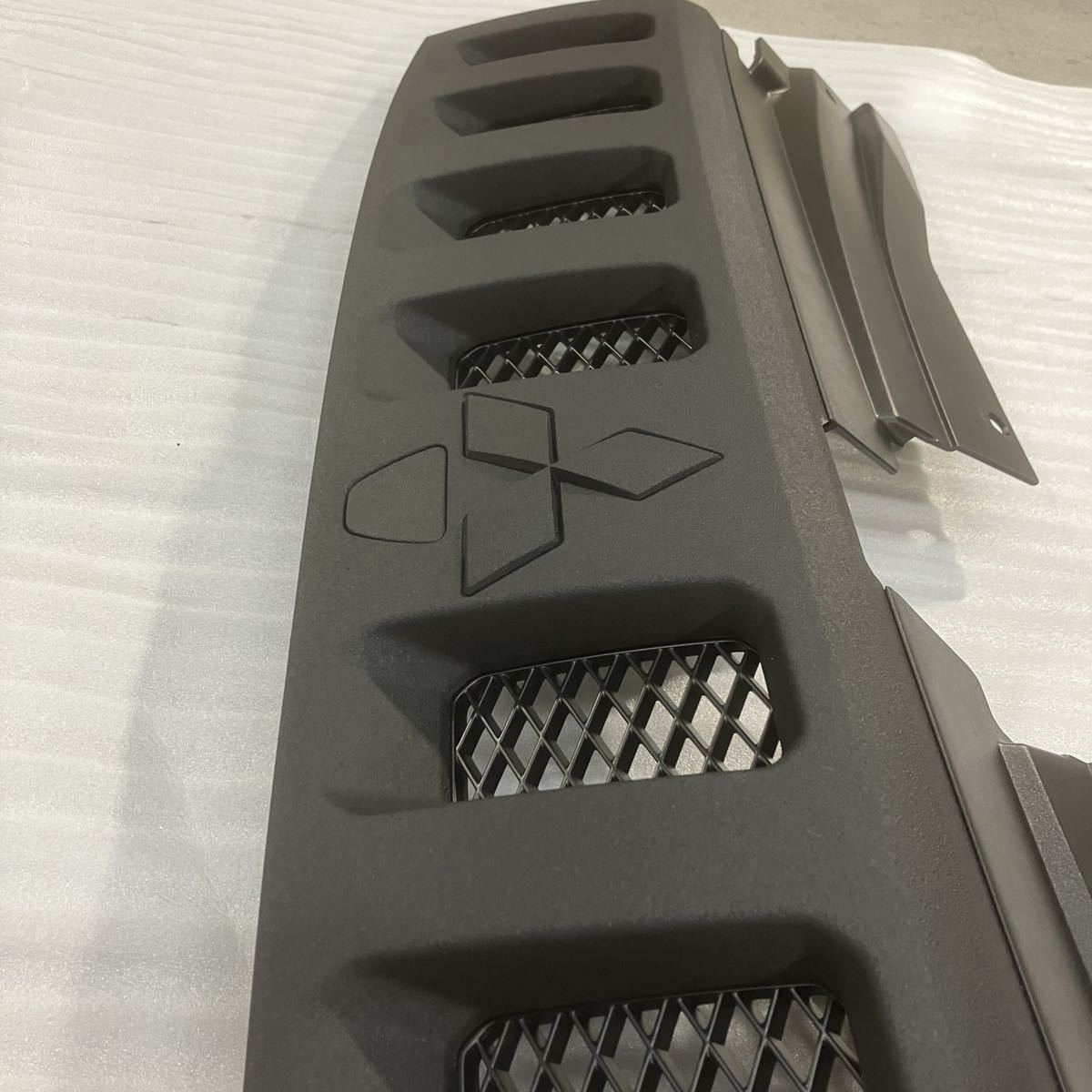 三菱 デリカ D5 DELICA フロント グリル マットブラック チッピング  